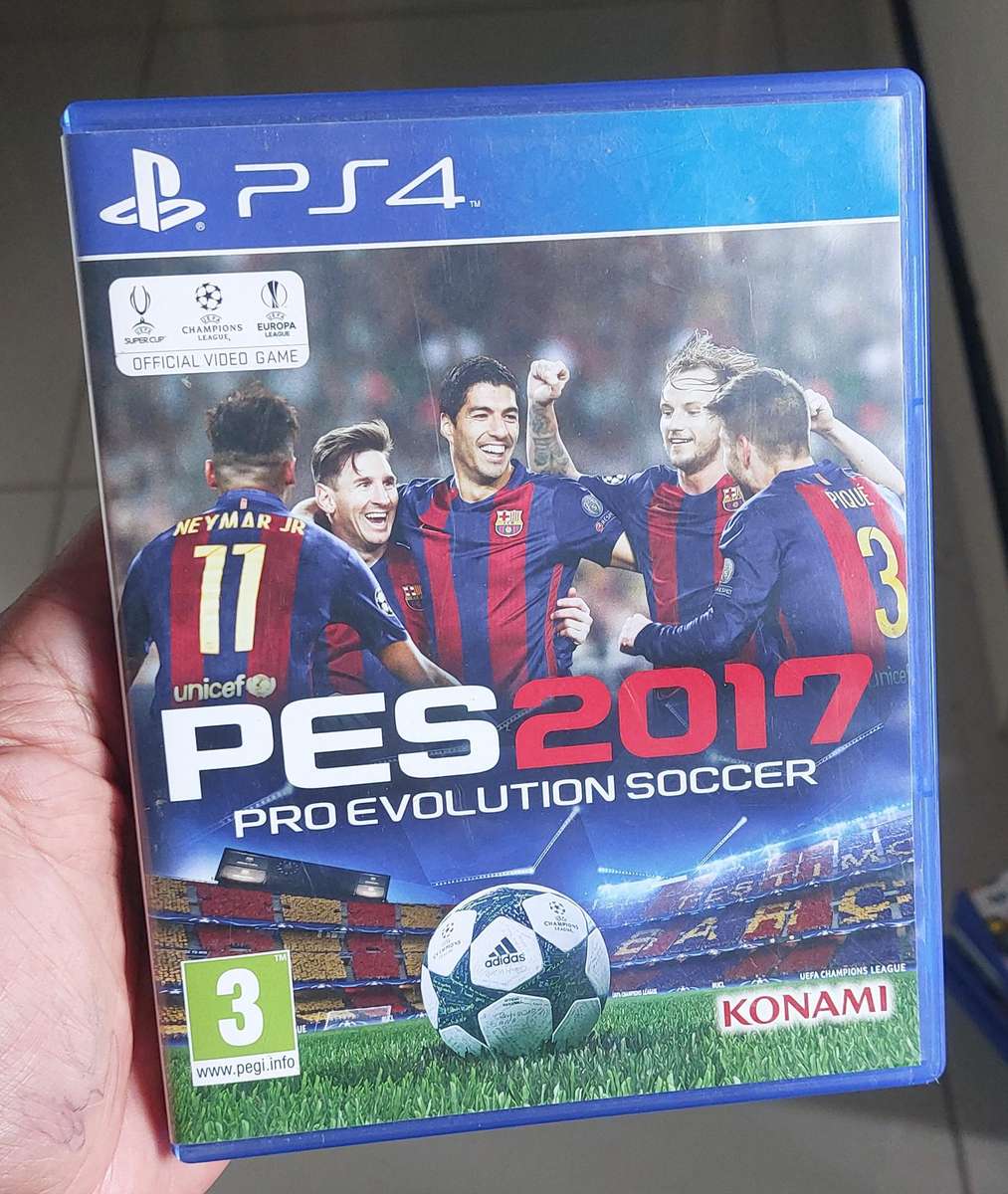 Playstation  4 GAME LIKE NEW