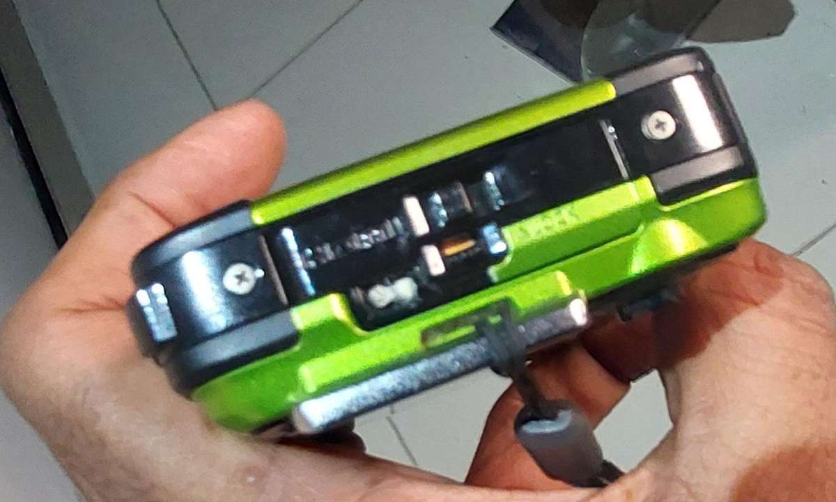 Like new works 200% olympus Tough Tg-620 waterproof camera read description