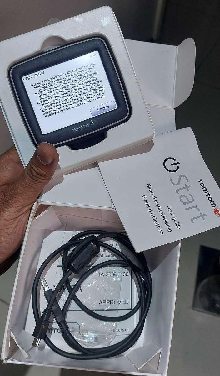 Like new Tom Tom gps navigator