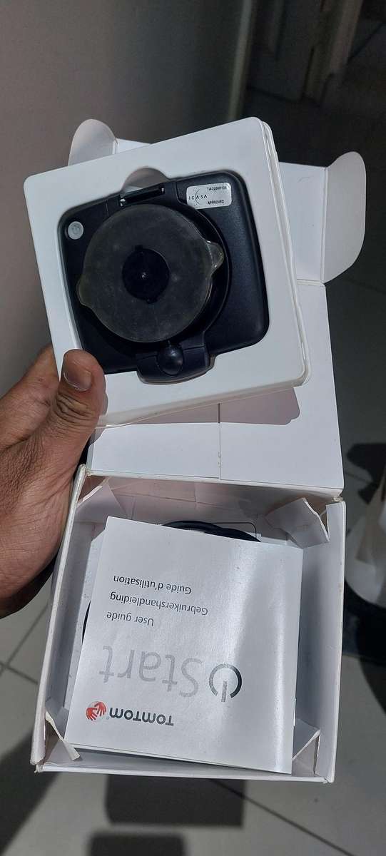 Like new Tom Tom gps navigator