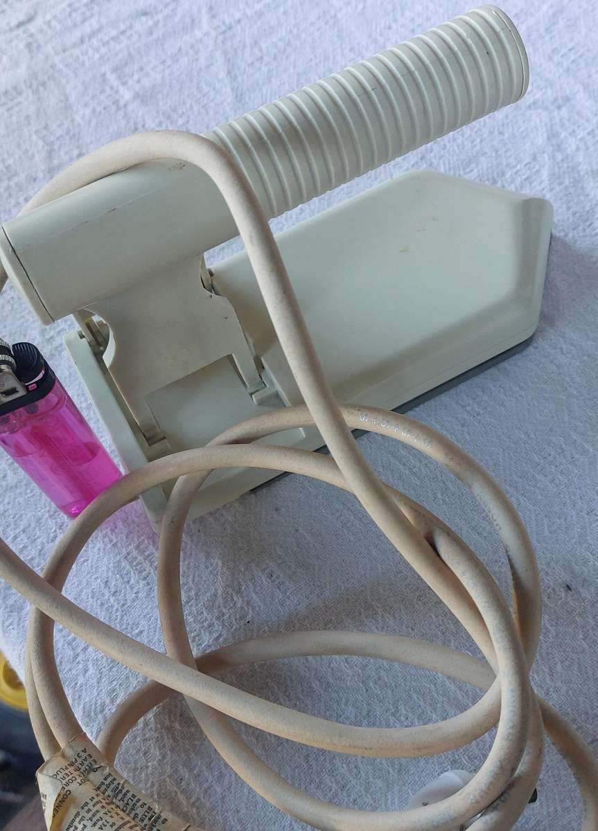 Rare travel pocket iron works 200%