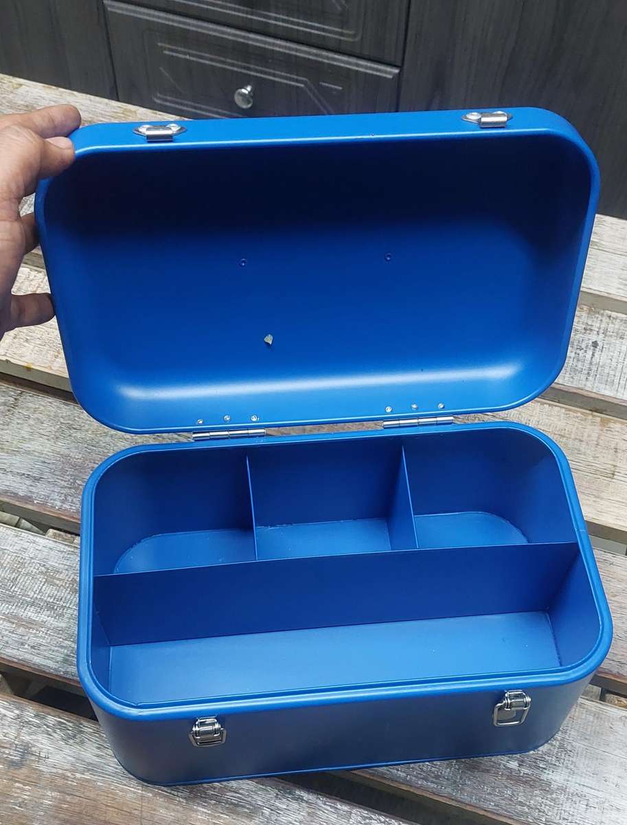 Never used metal first aid box 30cm x18cm x 15cm