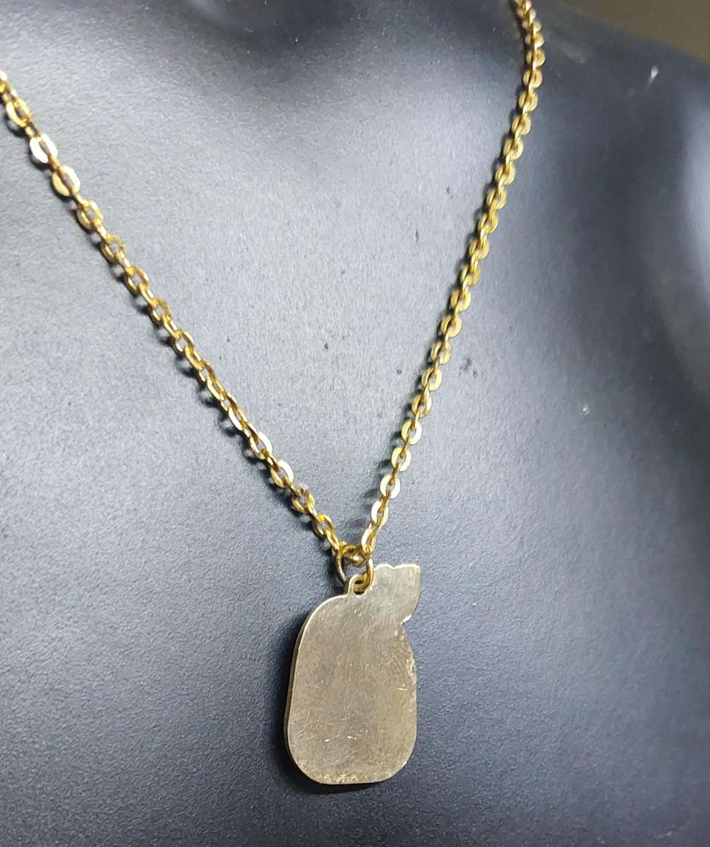 Vintage chain and pendant never used