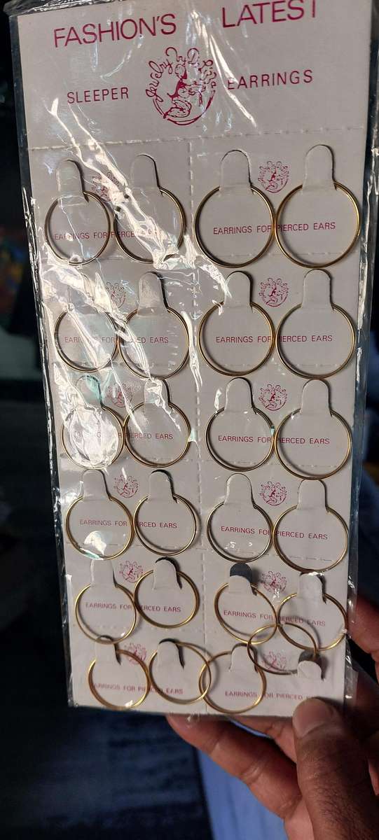 vintage clip on sleeper earrings bid for the lot