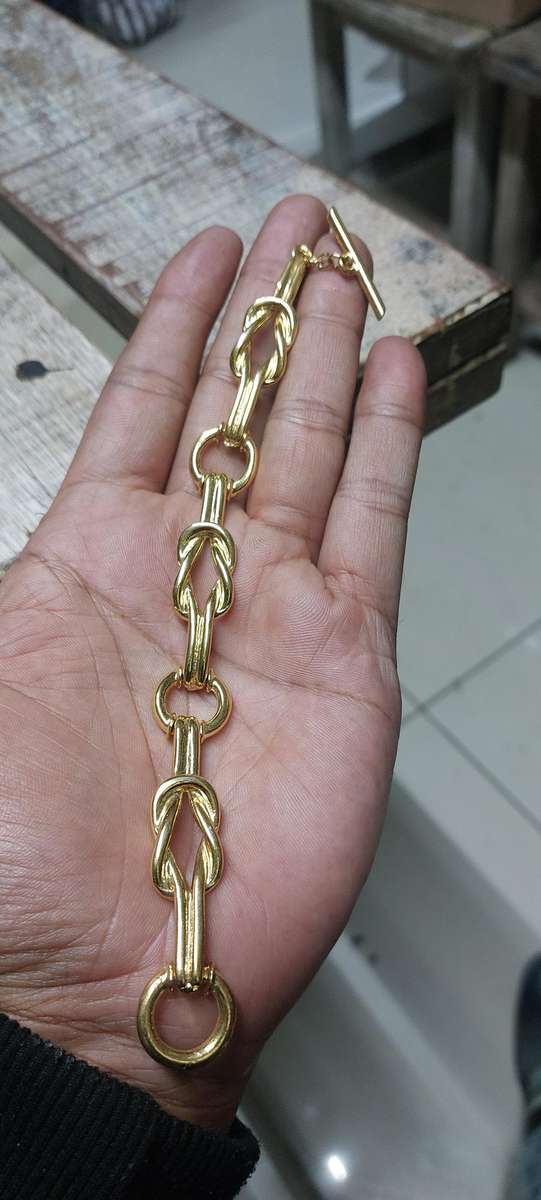 Hand chain