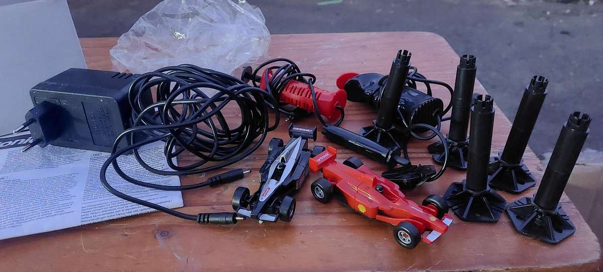 Slot cars x 2 and parts