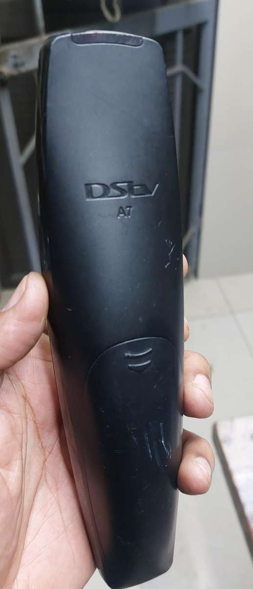 DSTV A7 backlit remote works perfectly