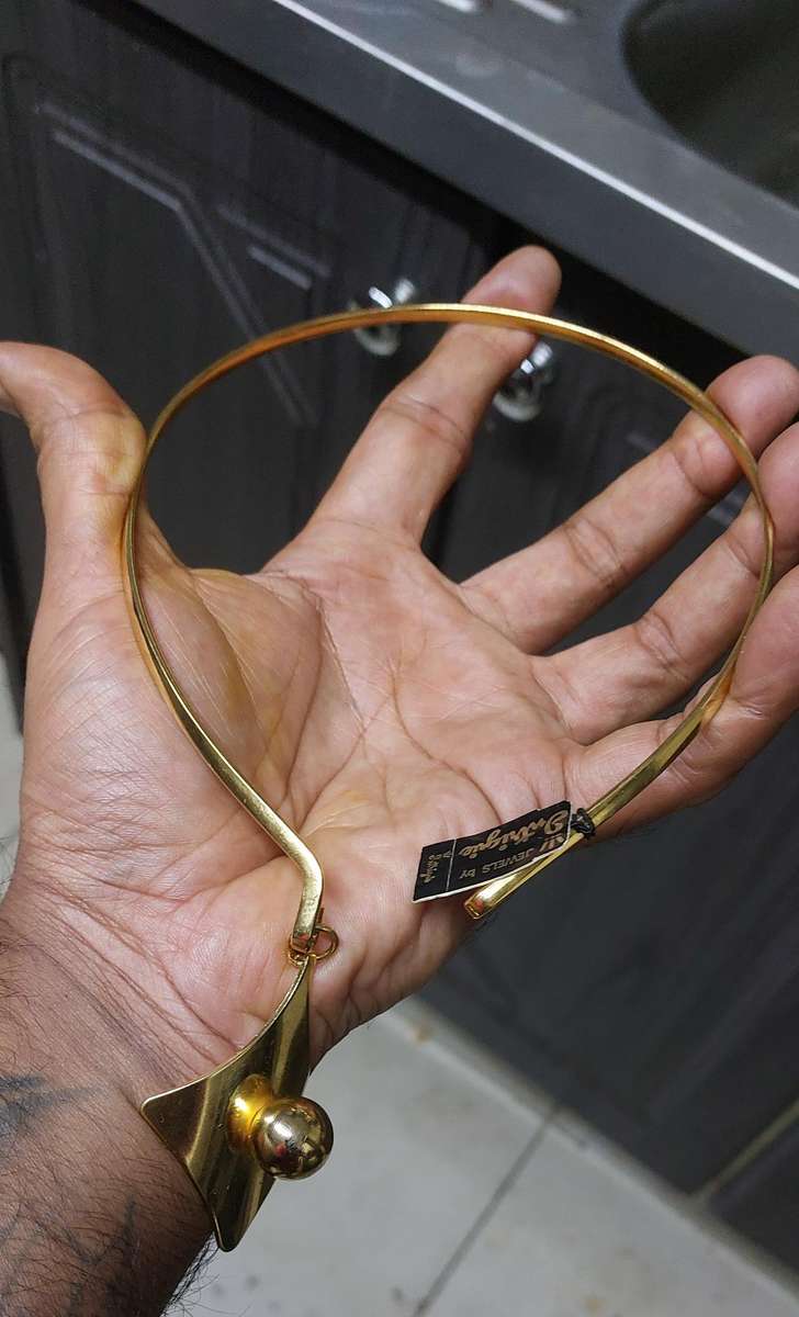 Vintage ladies choker necklace nice weight