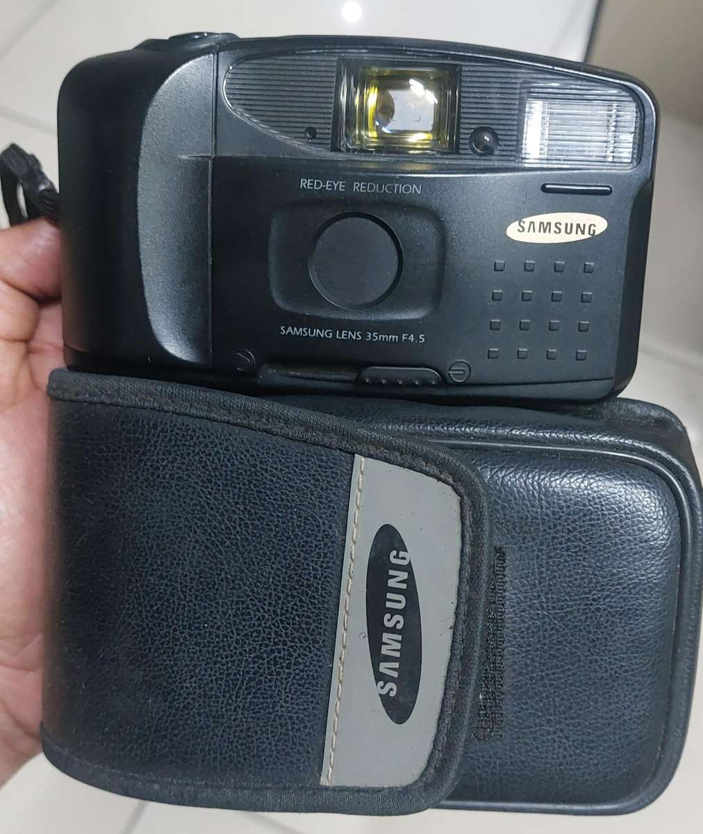 Vintage samsung f-222 camera working 200% top condition