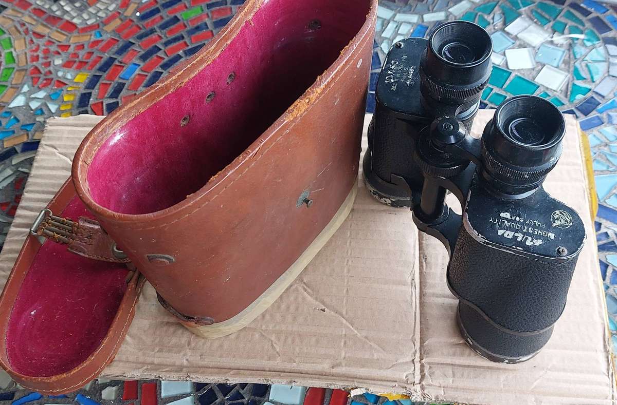 Vintage binoculars super clear money back guarantee