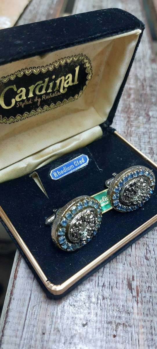 Vintage cufflinks never used
