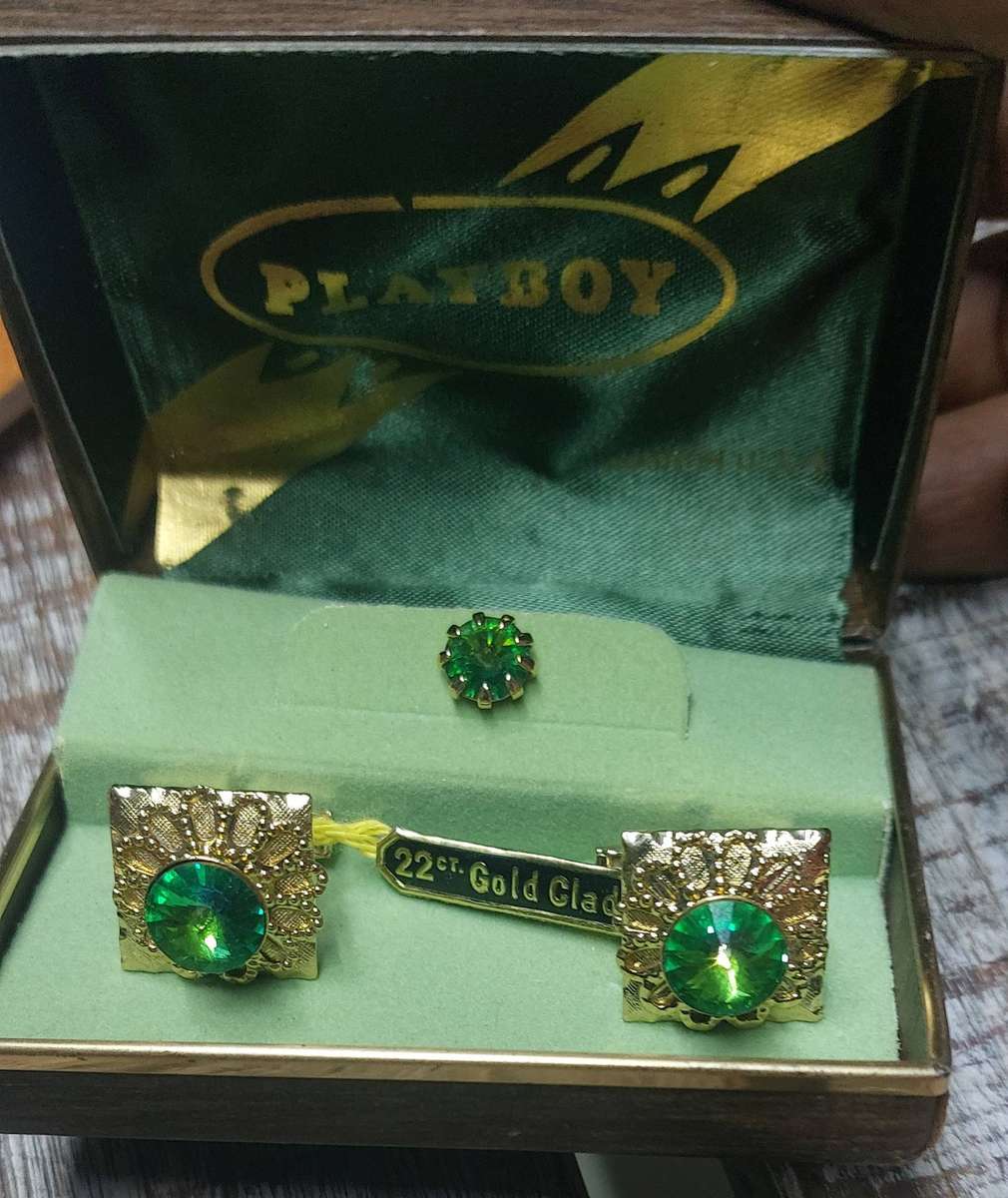 Vintage cufflinks never used in case