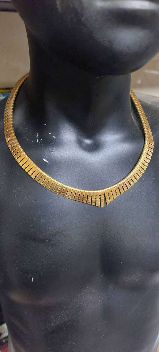 Vintage ladies chocker