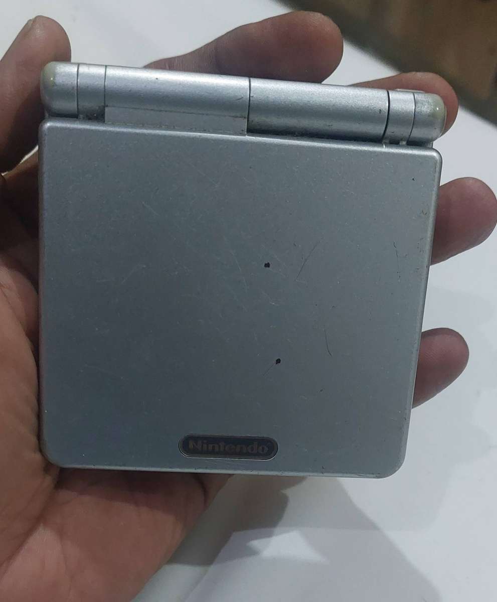 Vintage Game Boy Advance SP