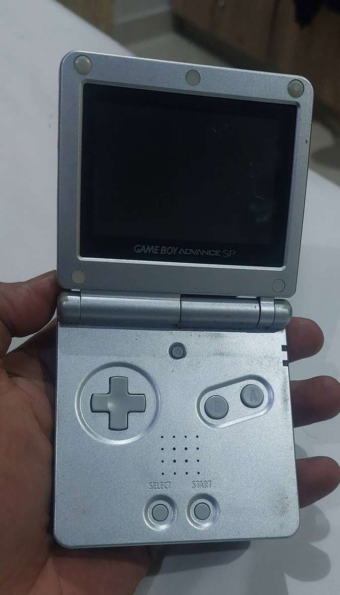Vintage Game Boy Advance SP