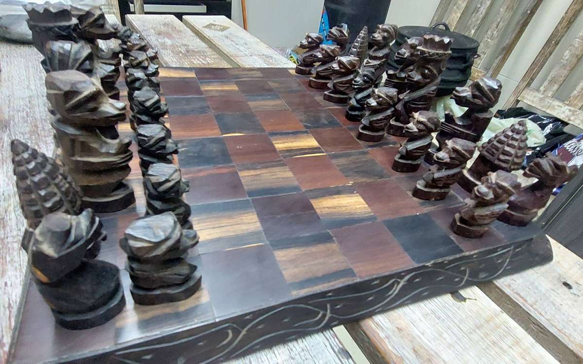 Vintage carved wooden chess set weight over 3 kgs