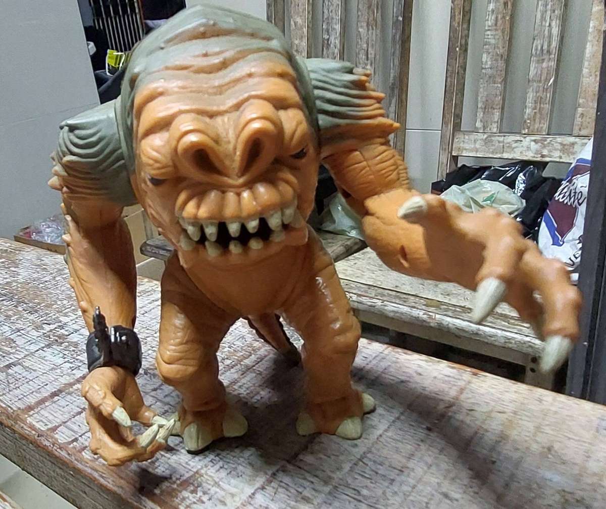 1996 Star Wars Micro Machines Action Fleet Rancor Monster Mini Figure 1996