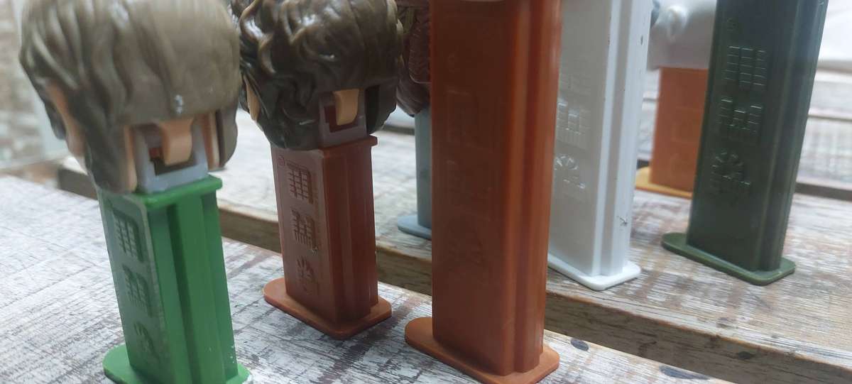 Lord of the rings pez dispencer collection