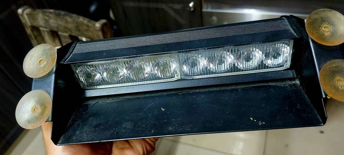 Emergency strobe light