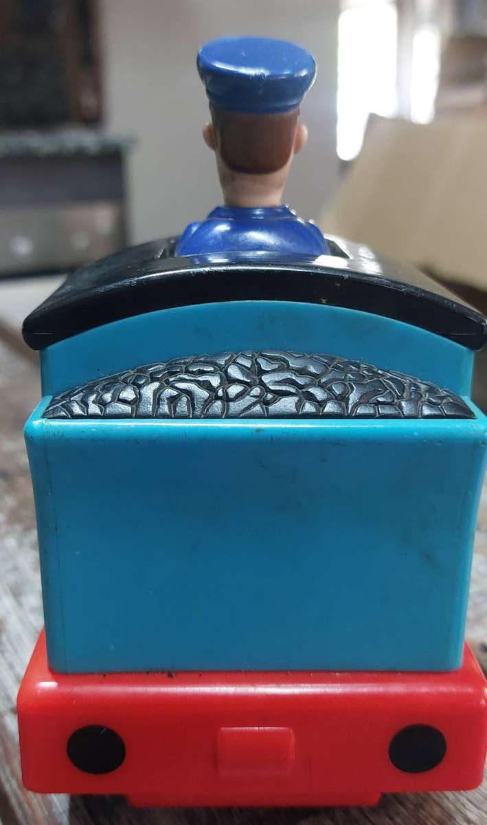 Vintage Thomas the train push down head and moves