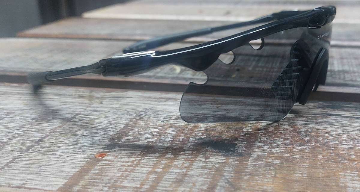 Vintage MADE IN  USA oakley mag m frame glasses only never used