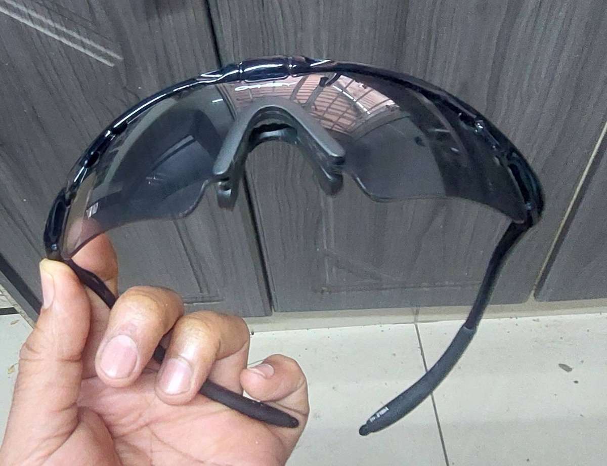 Vintage MADE IN  USA oakley mag m frame glasses only never used