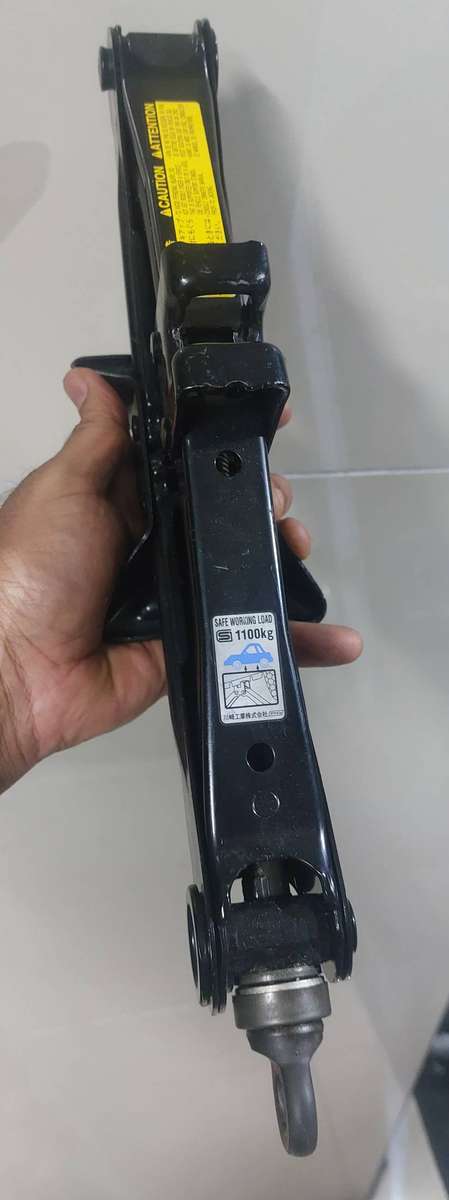 Original Lexus scissor jack only hardly used
