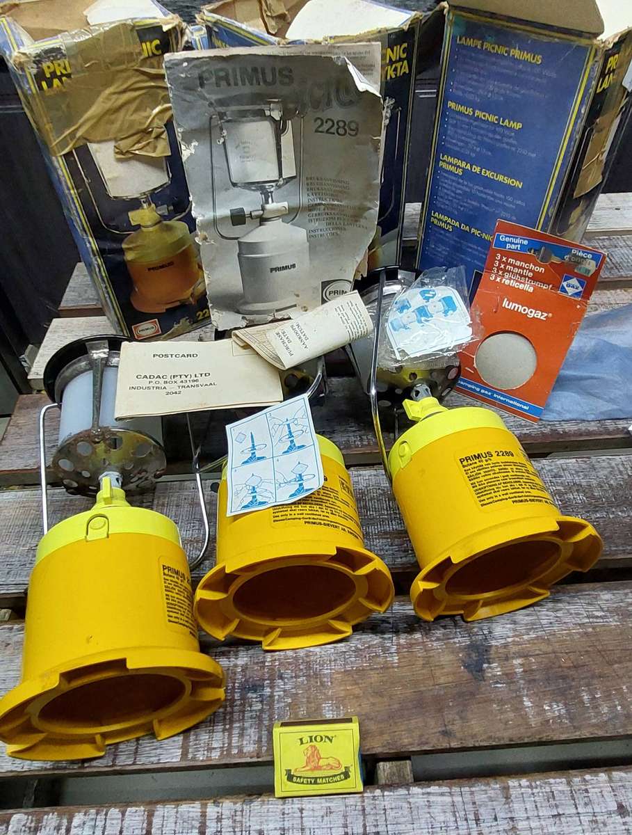 Primus Picnic 2289 gas lamp.