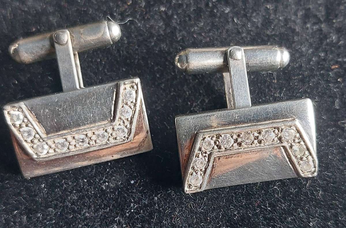 solid silver cufflinks clearly marked