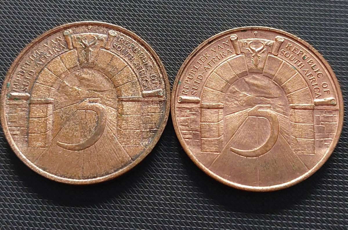 1966 South Africa Johannesburg Fifth Anniversary of the Republic bronze medallion.