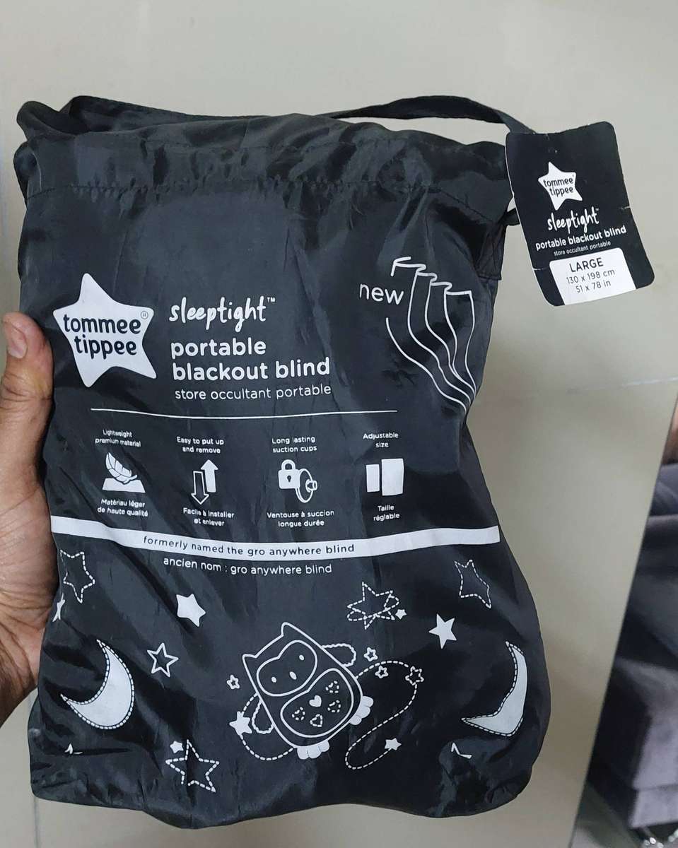 Tommee Tippee Sleeptime Portable Blackout Blind, Suction Cups, Adjustable, Lightweight