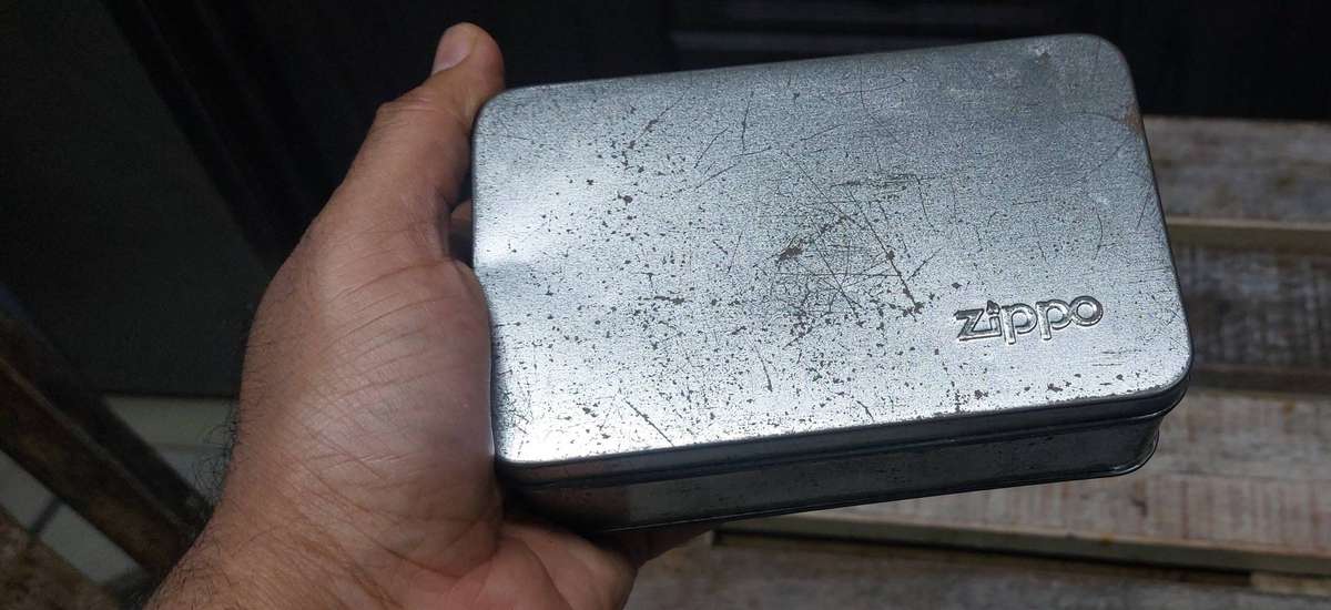 Vintage collectable beatles zippo lighter and Keychain in metal box