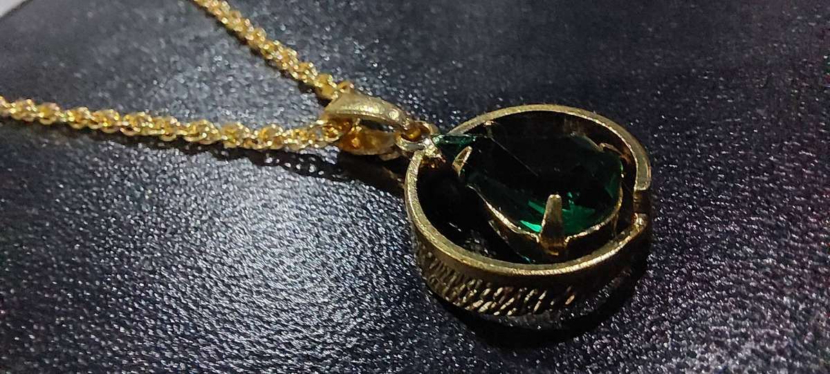 Vintage rope neck chain and pendant