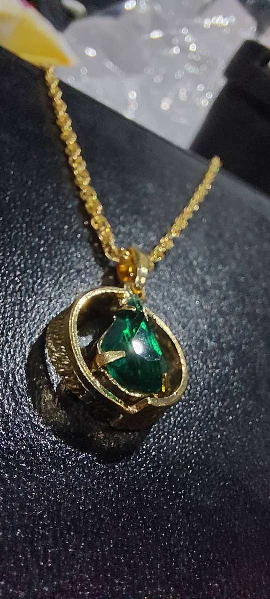 Vintage rope neck chain and pendant