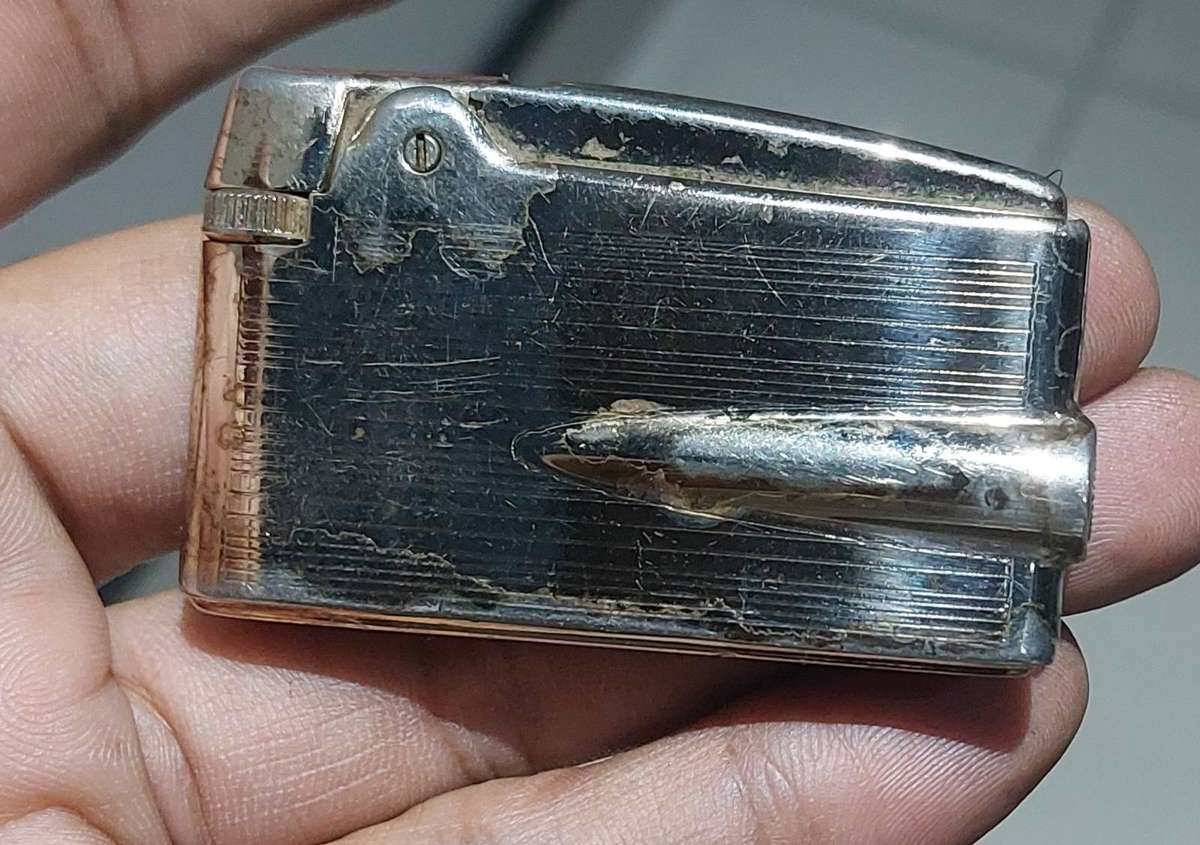 Vintage made in england ronson varaflame lighter read description