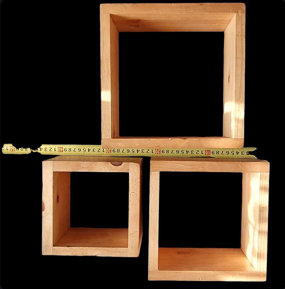 AWESOME FLOATING SHELVES