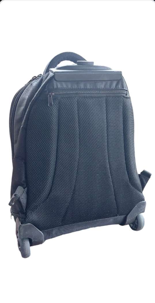 AWESOME LAPTOP TROLLEY BAG