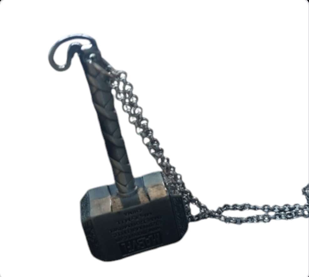NECK CHAIN WITH HAMMER