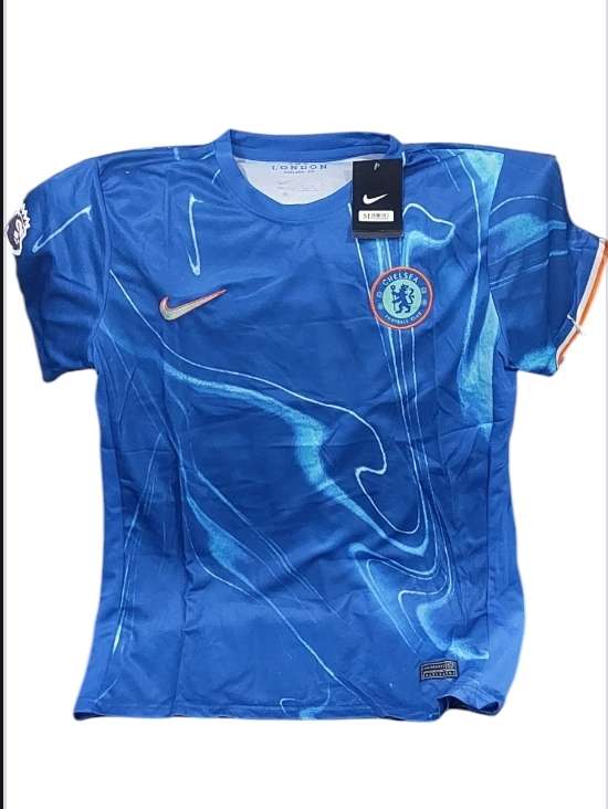 UNWANTED GIFT CHELSEA SOCCER JERSEY SIZE MEDIUM