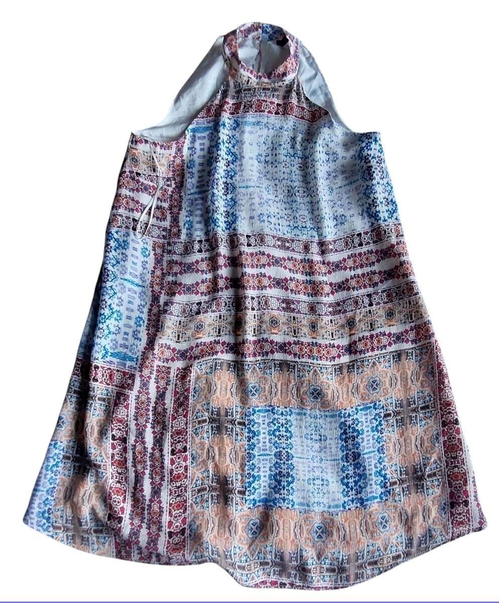 LADIES DRESS SIZE MEDIUM