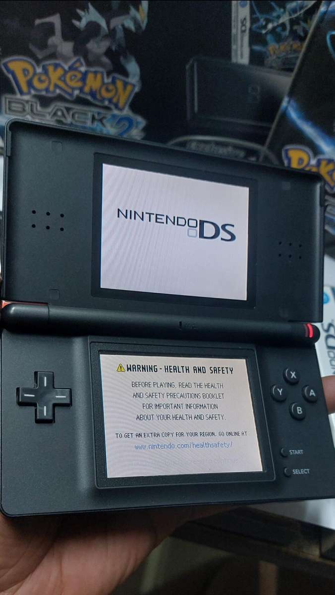 ULTRA RARE NINTENDO DS POKEMON DS IN BOX see pictures