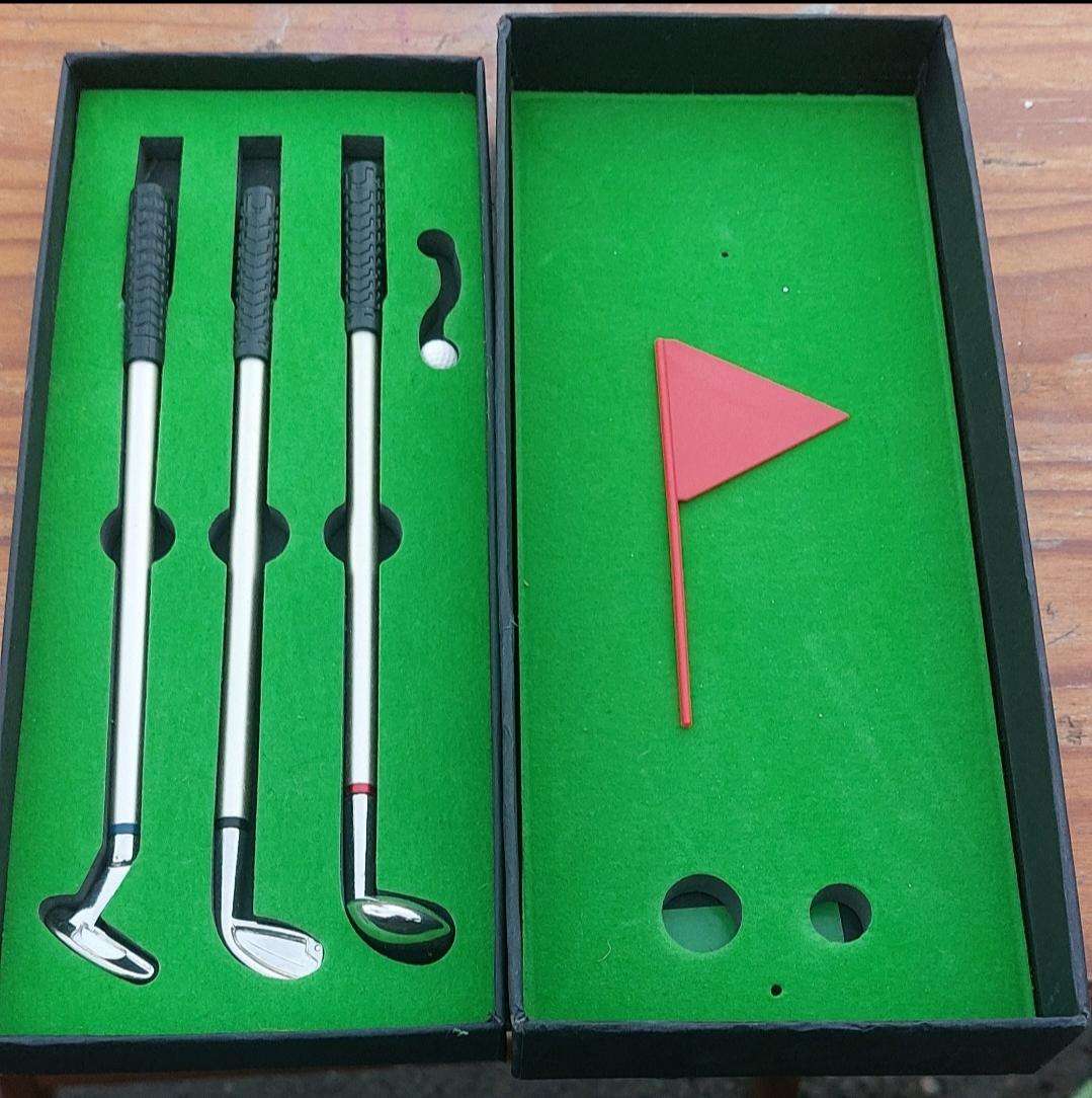 Mini metal golf club pens with ball and flag