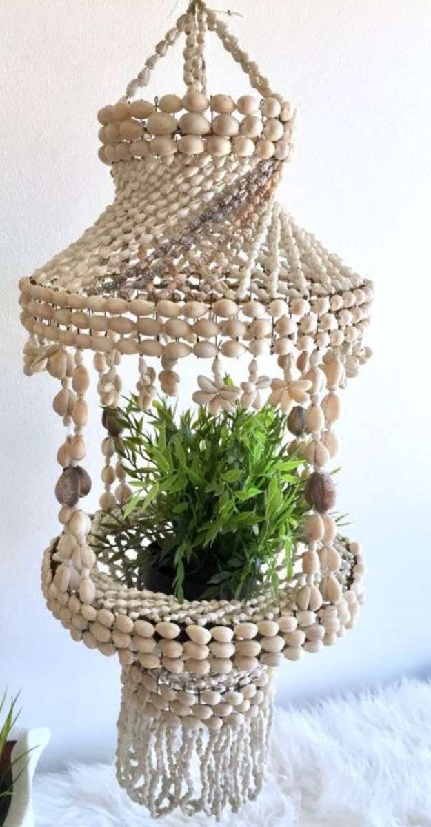 Vintage real sea shell puca macrame chandalier/plant holder