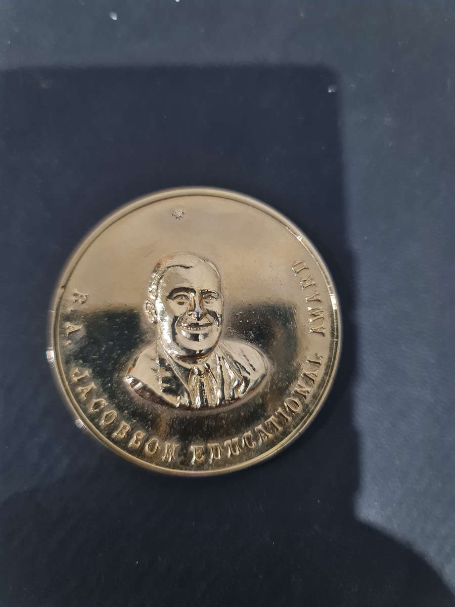 R.A. JACOBSON EDUCATIONAL AWARD MEDAL