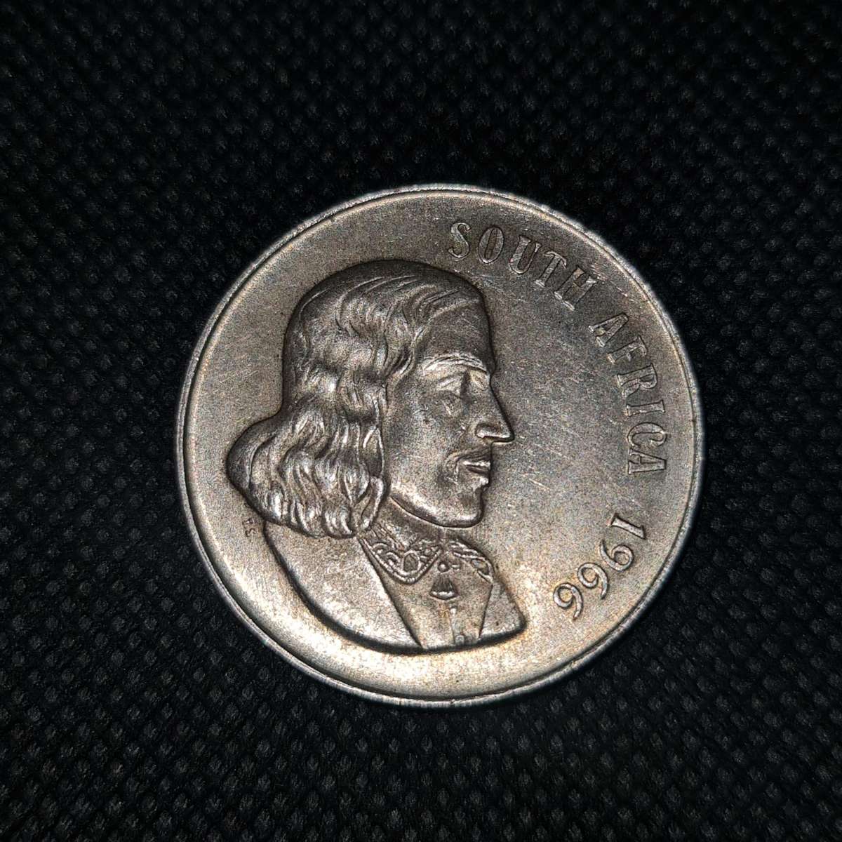 1966 SOUTH AFRICA R1 COIN ENGLISH