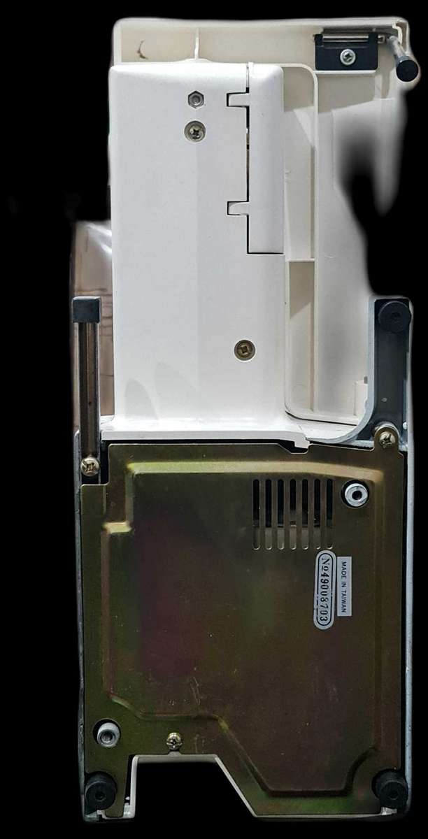 EMPISAL SEWING MACHINE AE390