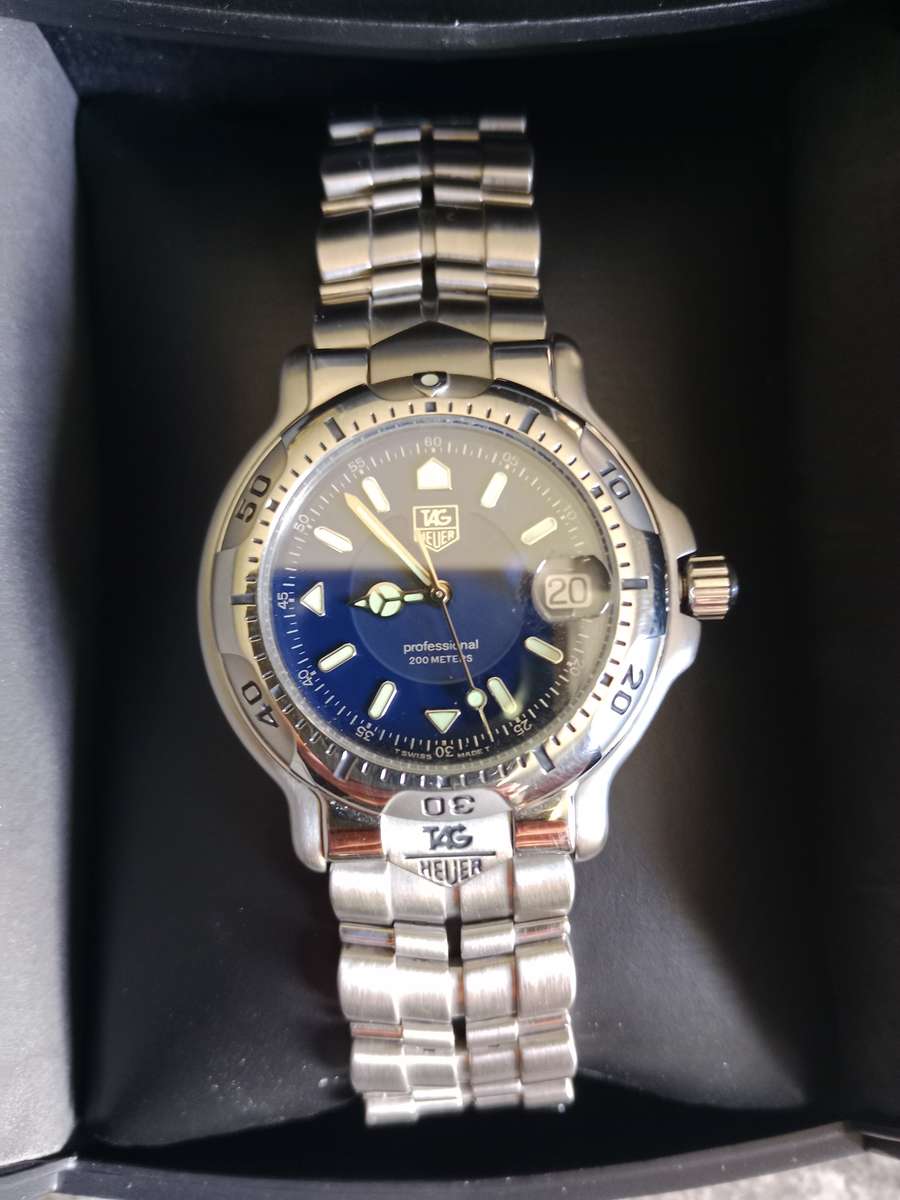 TAG HEUER professional black