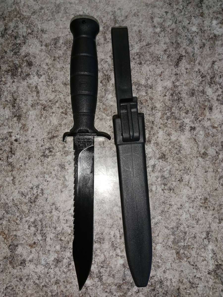 GLOCK knife large