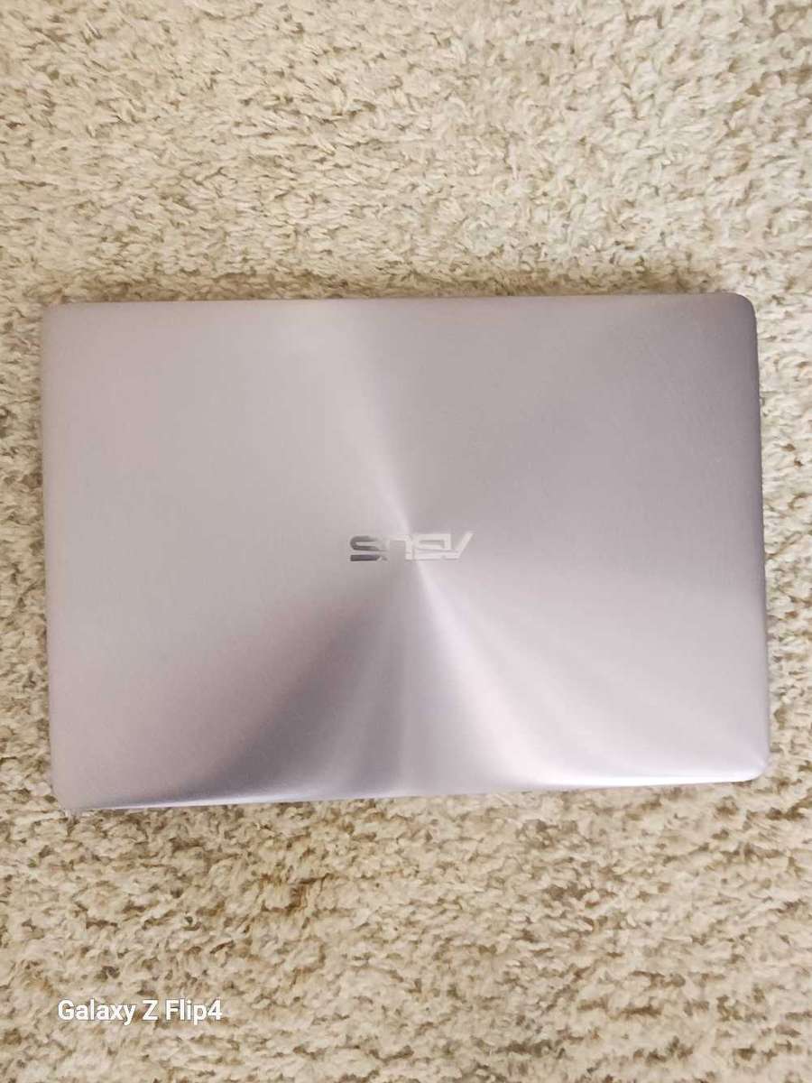 Asus Zenbook Ultrabook | 7th GEN i7, 16GB RAM, 128GB SSD + 1TB HDD | Monster Specs