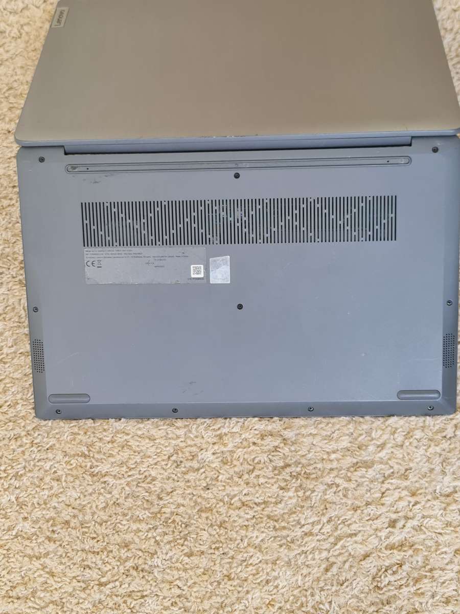 Lenovo Ideapad 3 | AMD Ryzen 7, 8GB Ram, 256GB SSD, FHD | Bargain Buy